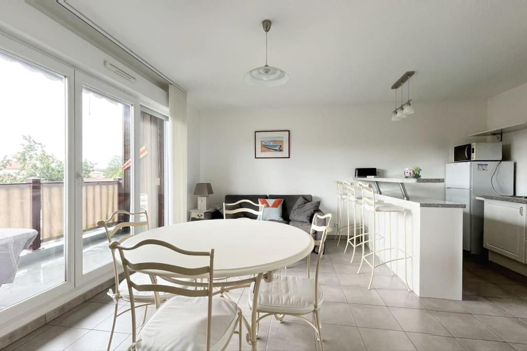Appartement T2 4 Couchages A 2 Pas Du Bassin à Gujan-Mestras Extérieur photo