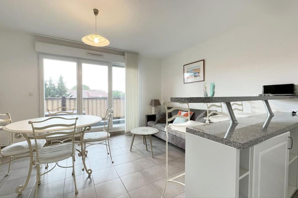 Appartement T2 4 Couchages A 2 Pas Du Bassin à Gujan-Mestras Extérieur photo